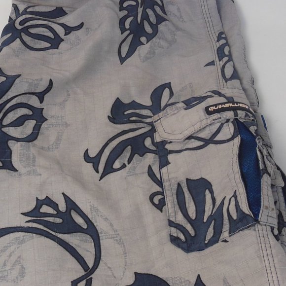 Quicksilver vintage board shorts, 2 pockets grey tropical flowers 36 tie front - Picture 11 of 11